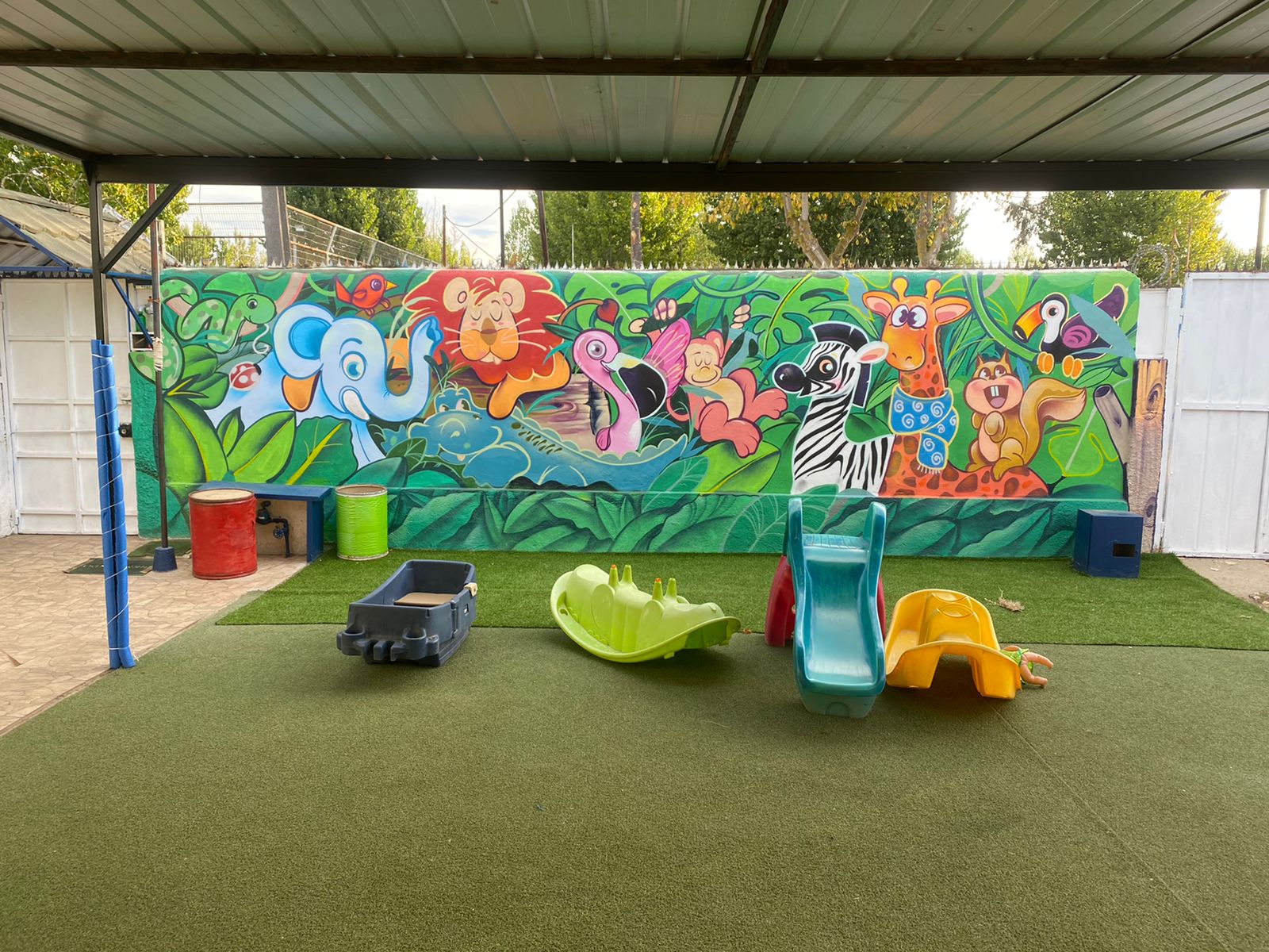 Zona de juego segura y colorida